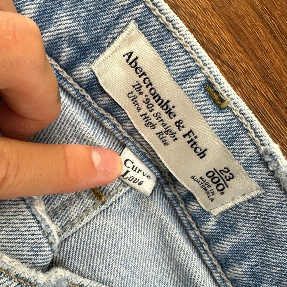 Abercrombie & Fitch Tiktok Viral Curve Love jeans